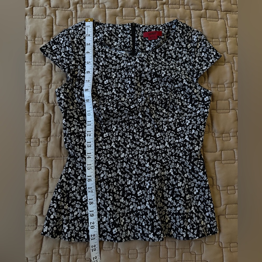 Hugo Boss Red Line Women's Top Size 0 - Picture 6 of 6